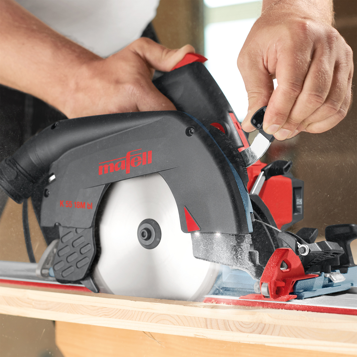 Cordless Portable Circular Saw K 55 18M bl PURE in the T-MAX